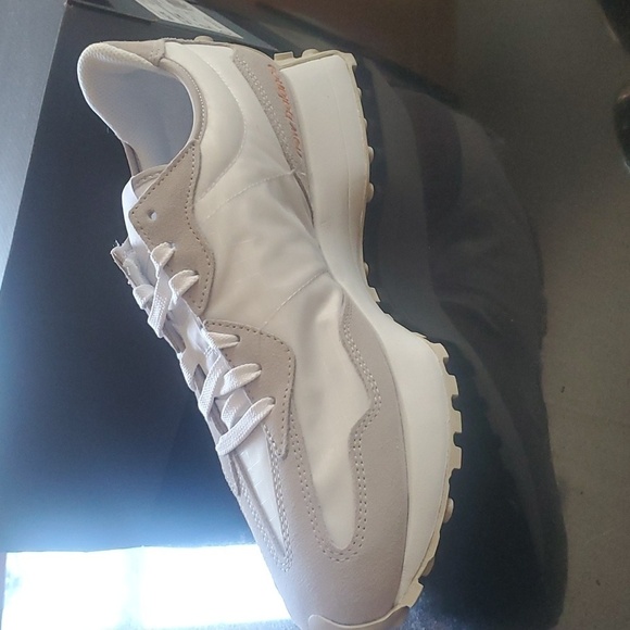 NEW BALANCE 327 Mens Shoes Sz 13 - Picture 7 of 7